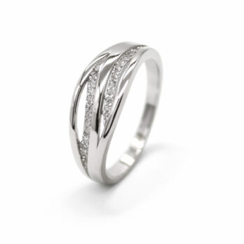 Stříbrný prsten se zirkony