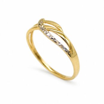 Zlatý prsten – dvoubarevný s elegantním gravírovnáním
